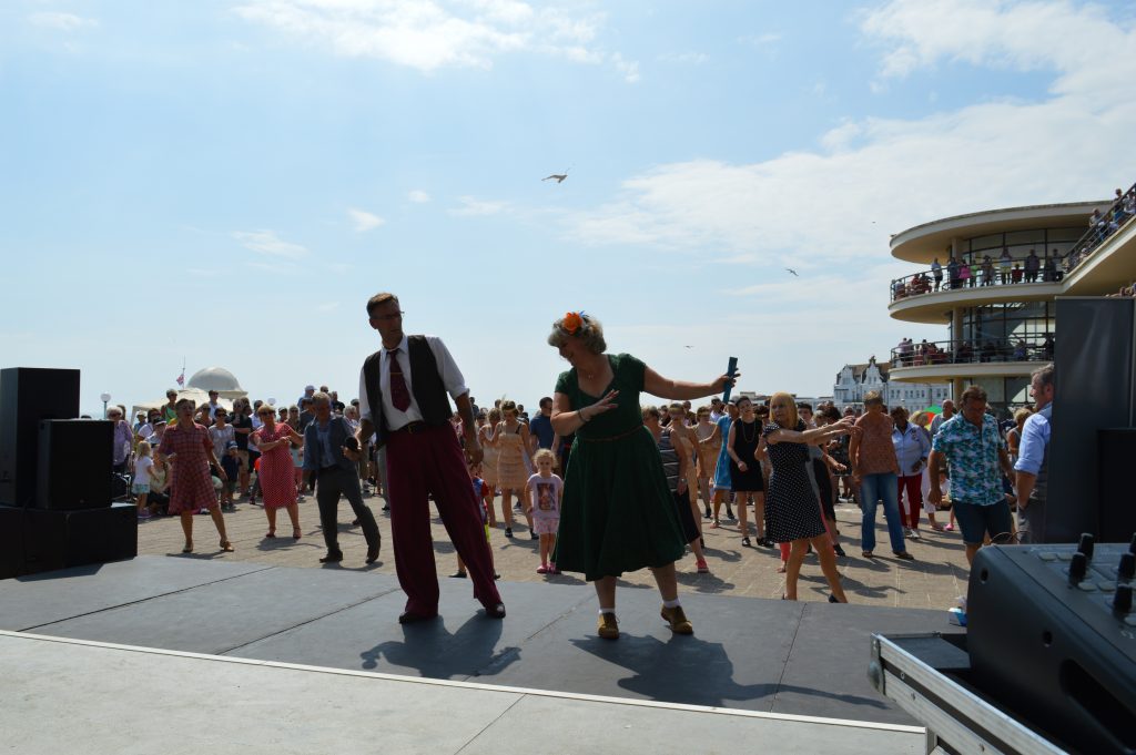 Performing and teaching at Bexhill Roaring Twenties Event